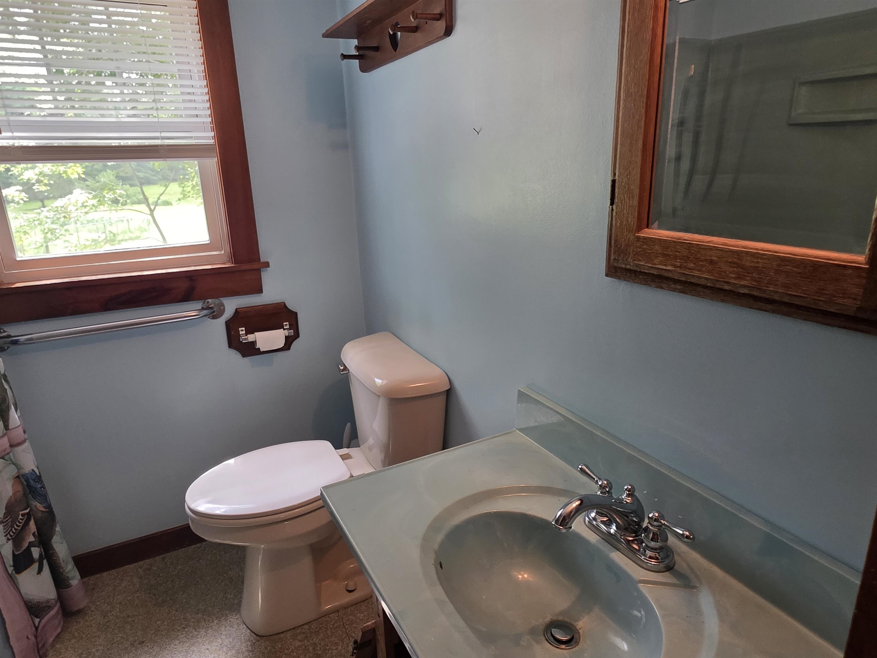 22 Oak Street Rochester, NH 03839 - Photo 11 of 16 Gallery Image 11