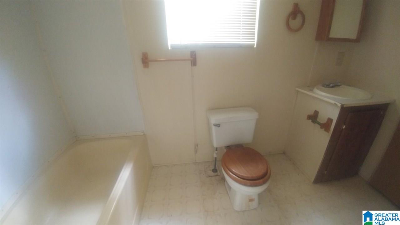 6 Treeline Drive Talladega, AL 35160 - Photo 18 of 21
