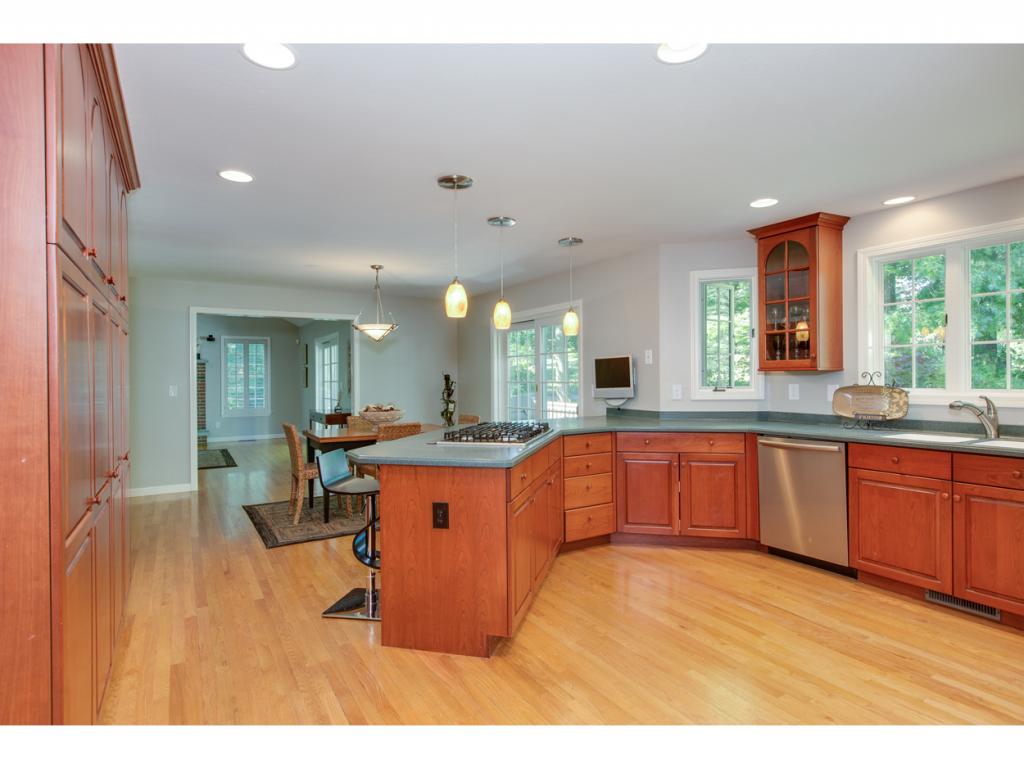 10 Golfview Road Windham, NH 03087 - Photo 11 of 36