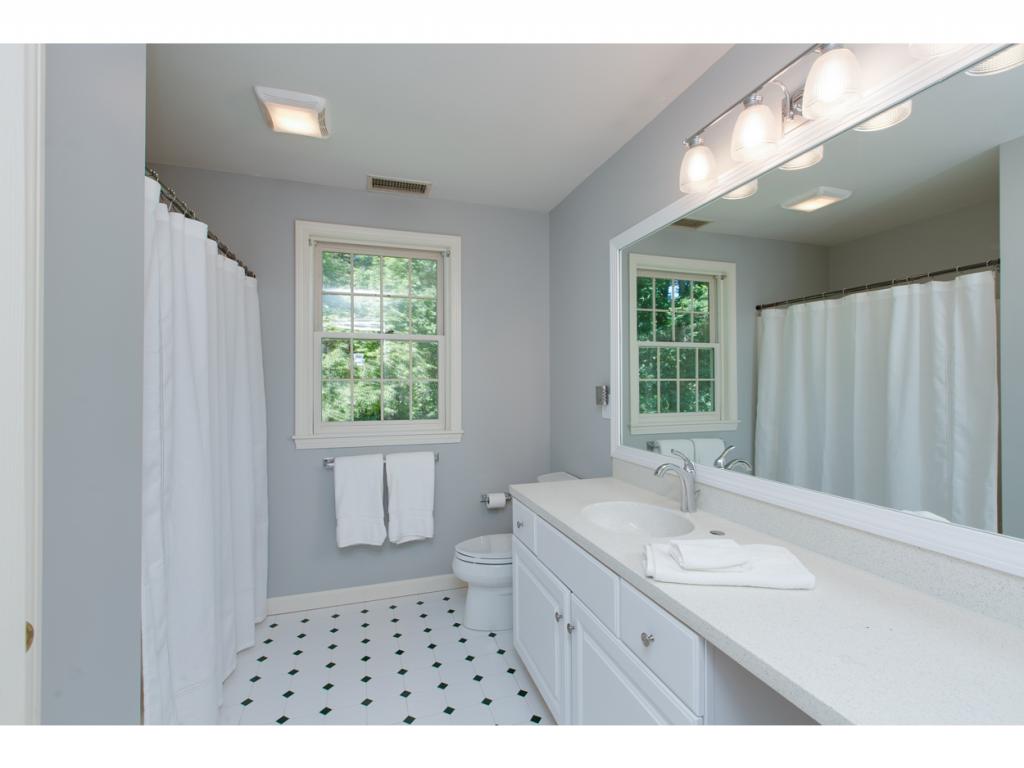 10 Golfview Road Windham, NH 03087 - Photo 22 of 36