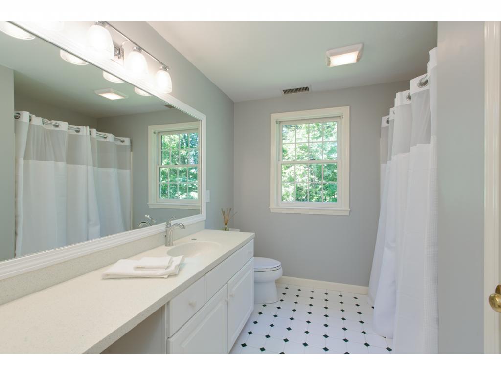 10 Golfview Road Windham, NH 03087 - Photo 23 of 36