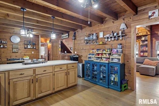 $475,000 | 5012 Kinsinger Lane, Pleasant Plains, IL 62677