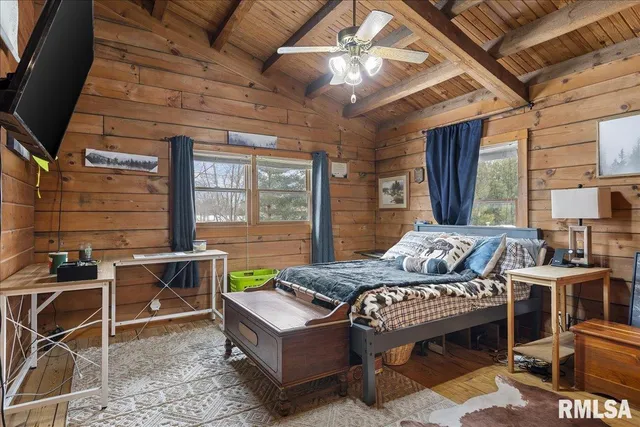 $475,000 | 5012 Kinsinger Lane, Pleasant Plains, IL 62677