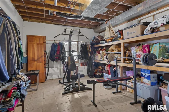 $475,000 | 5012 Kinsinger Lane, Pleasant Plains, IL 62677