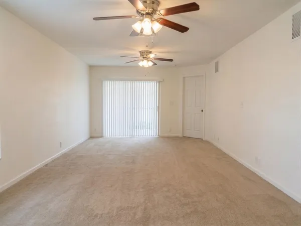 $3,300 | 4332 Northwest 1st Terrace, Deerfield Beach, FL 33064