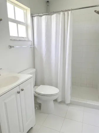 $3,300 | 4332 Northwest 1st Terrace, Deerfield Beach, FL 33064