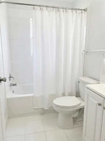 $3,300 | 4332 Northwest 1st Terrace, Deerfield Beach, FL 33064