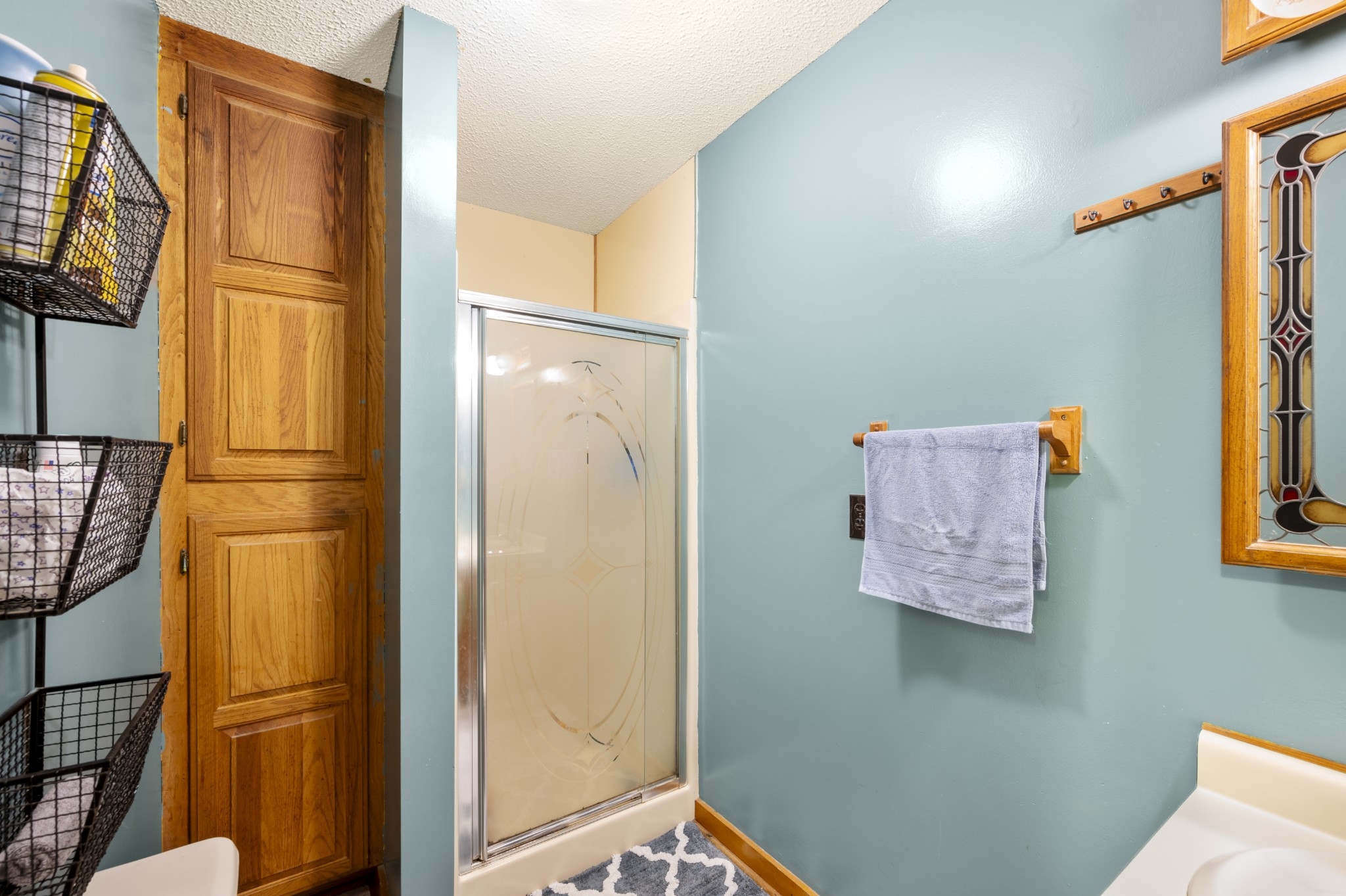 105 Flower Lane Paris, TN 38242 - Photo 17 of 25 a view of walk in closet