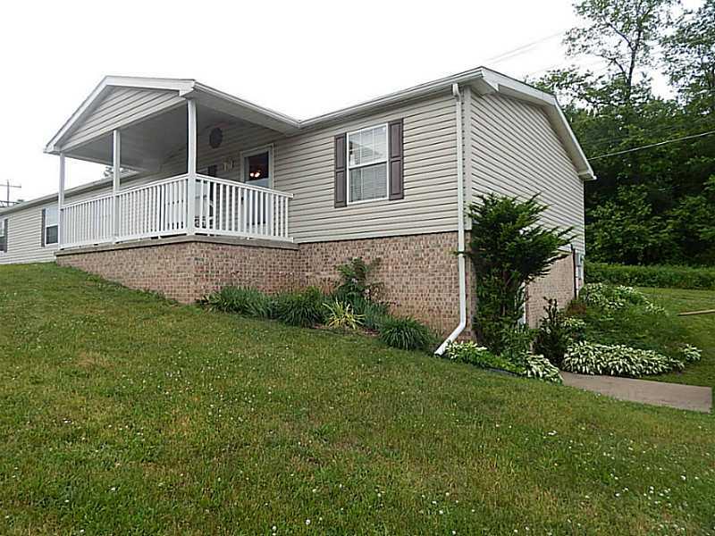 301 Murray Hill Road Tarentum, PA 15084 - Photo 2 of 20 Exterior Front.