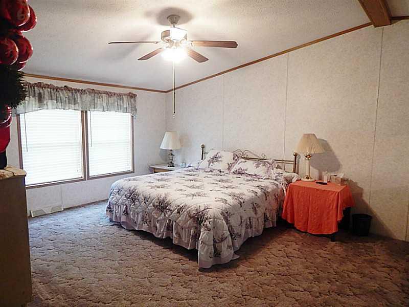 301 Murray Hill Road Tarentum, PA 15084 - Photo 12 of 20 Master Bedroom.