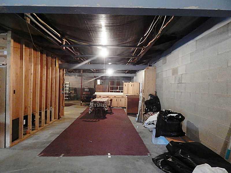 301 Murray Hill Road Tarentum, PA 15084 - Photo 17 of 20 Basement/Game Room. Huge lower level with potential to make a great game room.