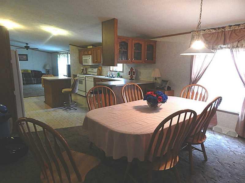 301 Murray Hill Road Tarentum, PA 15084 - Photo 9 of 20 Dining Room.