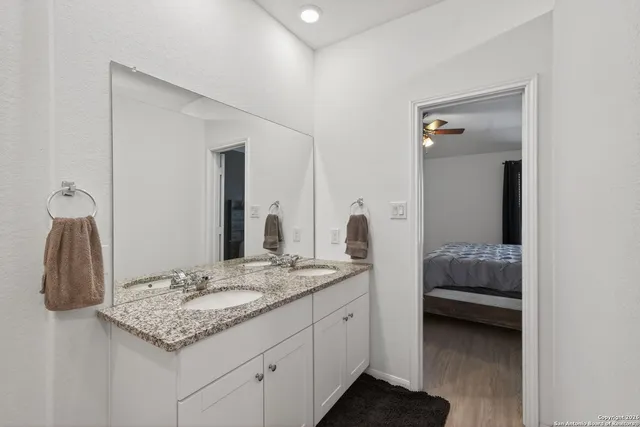 $2,450 | 5877 Companion Loop, Bulverde, TX 78163