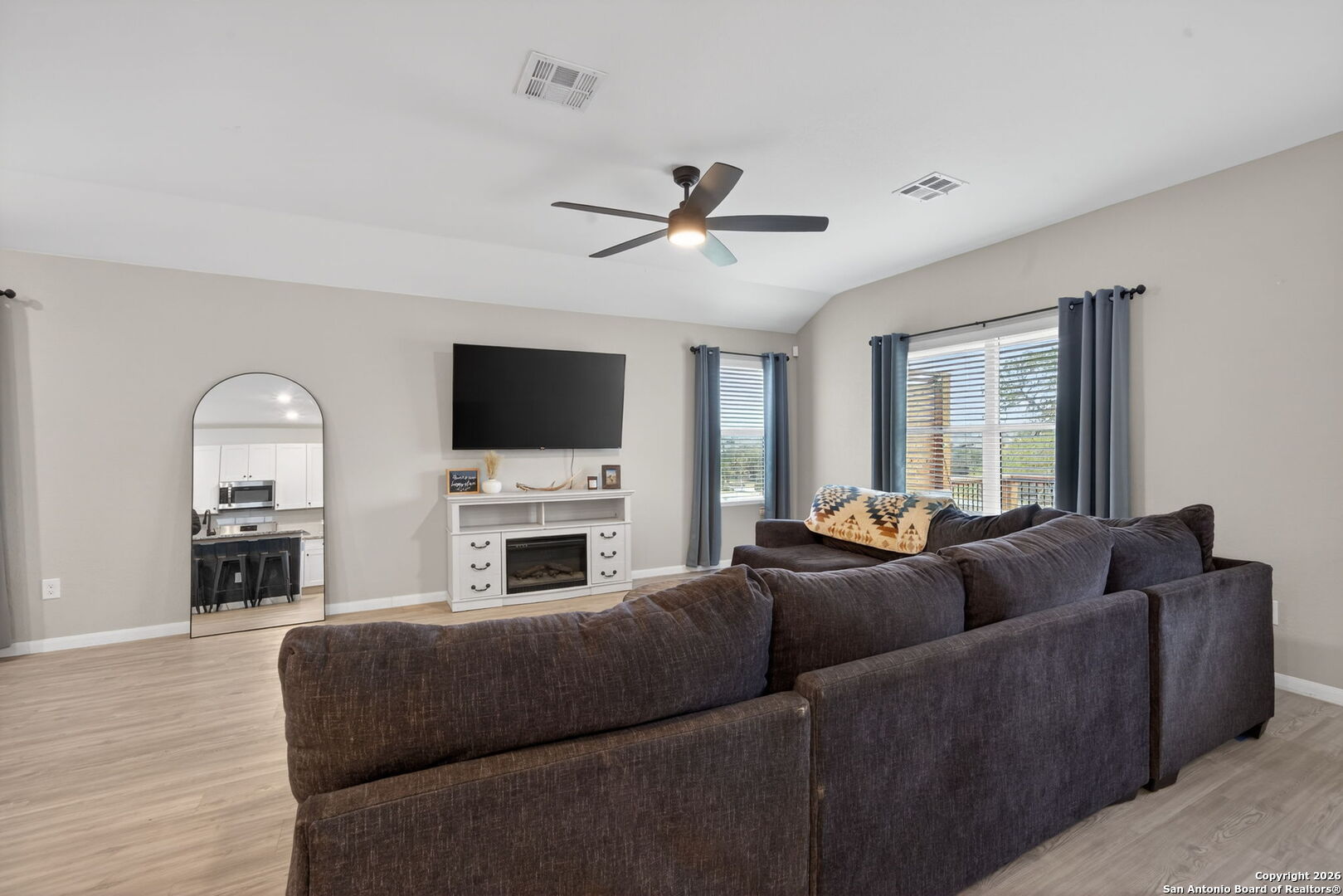 5877 Companion Loop Bulverde, TX 78163 - Photo 6 of 31