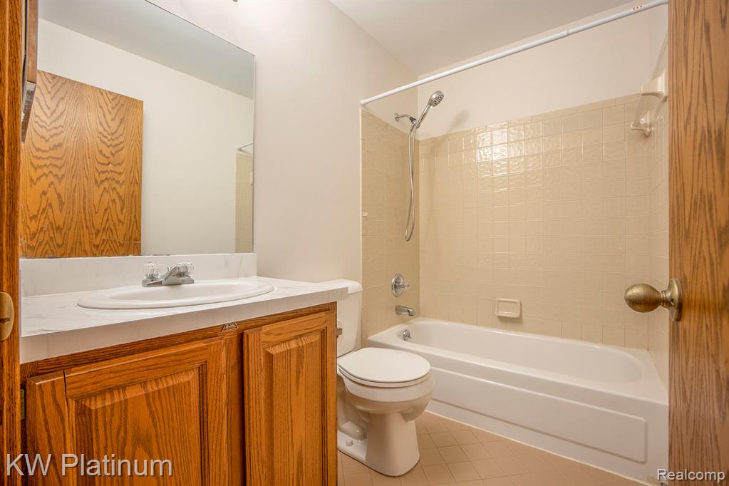 33512 Meldrum Street Chesterfield, MI 48047 - Photo 11 of 20