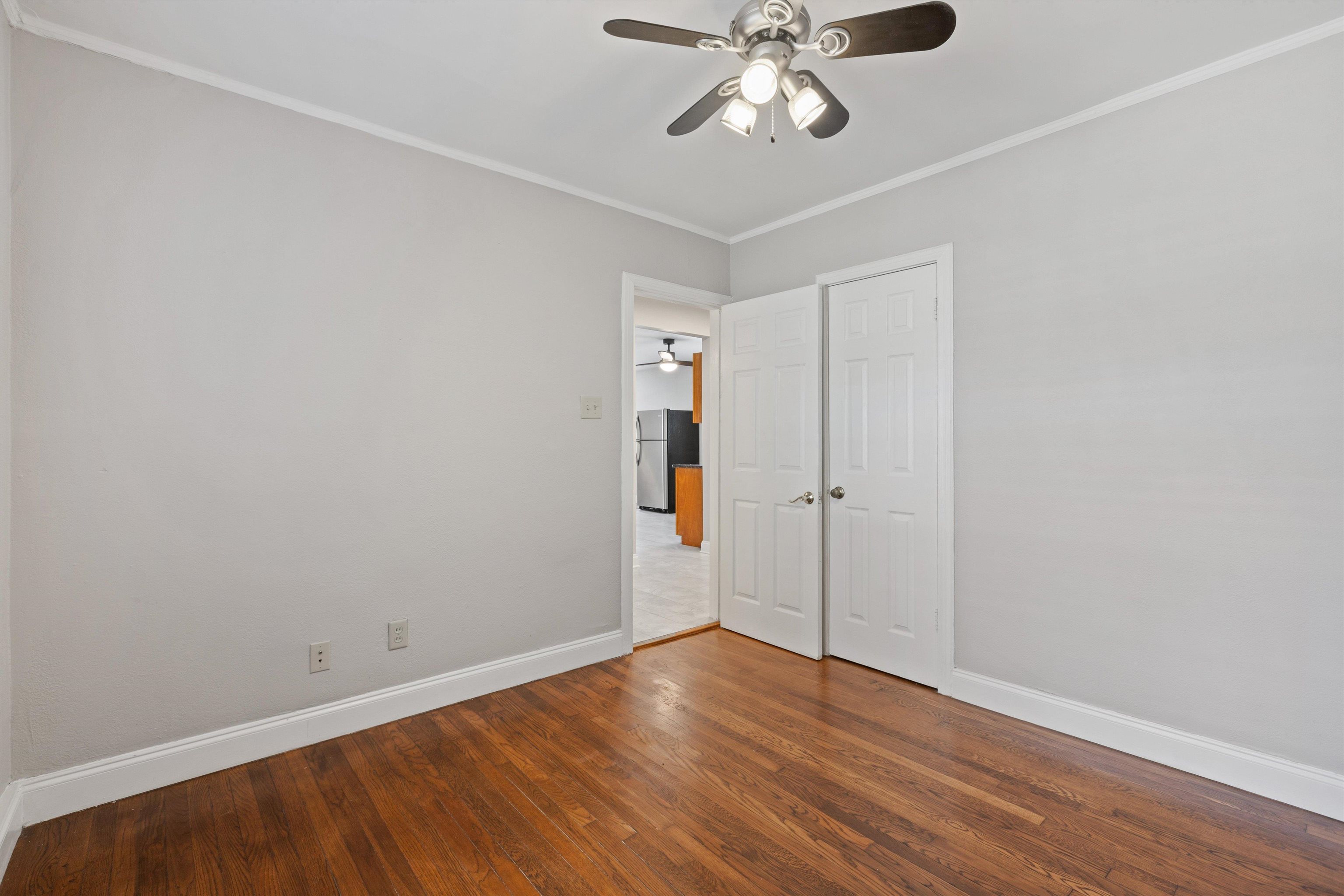 1011 Philadelphia Street Memphis, TN 38104 - Photo 19 of 26 a view of an empty room with wooden floor