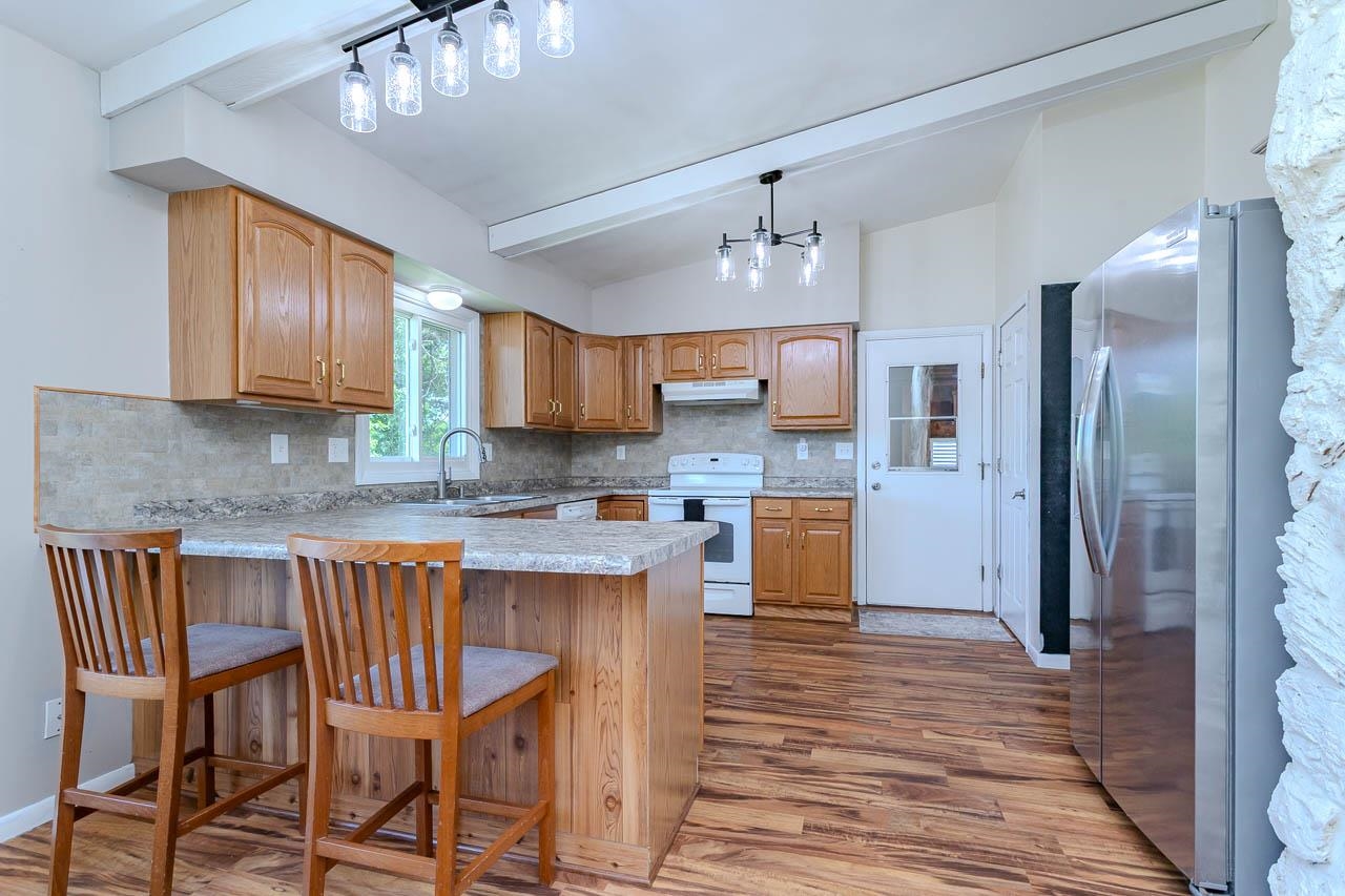1410 Woodlawn Road Wausau, WI 54403 - Photo 12 of 44