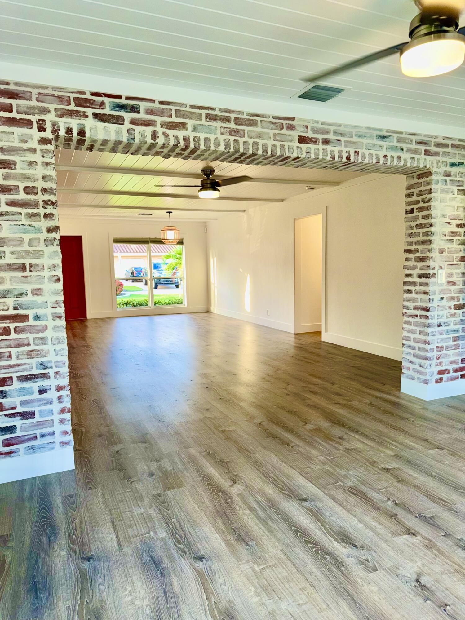 474 Northeast 38th Street Boca Raton, FL 33431 - Photo 8 of 21 Florida Room