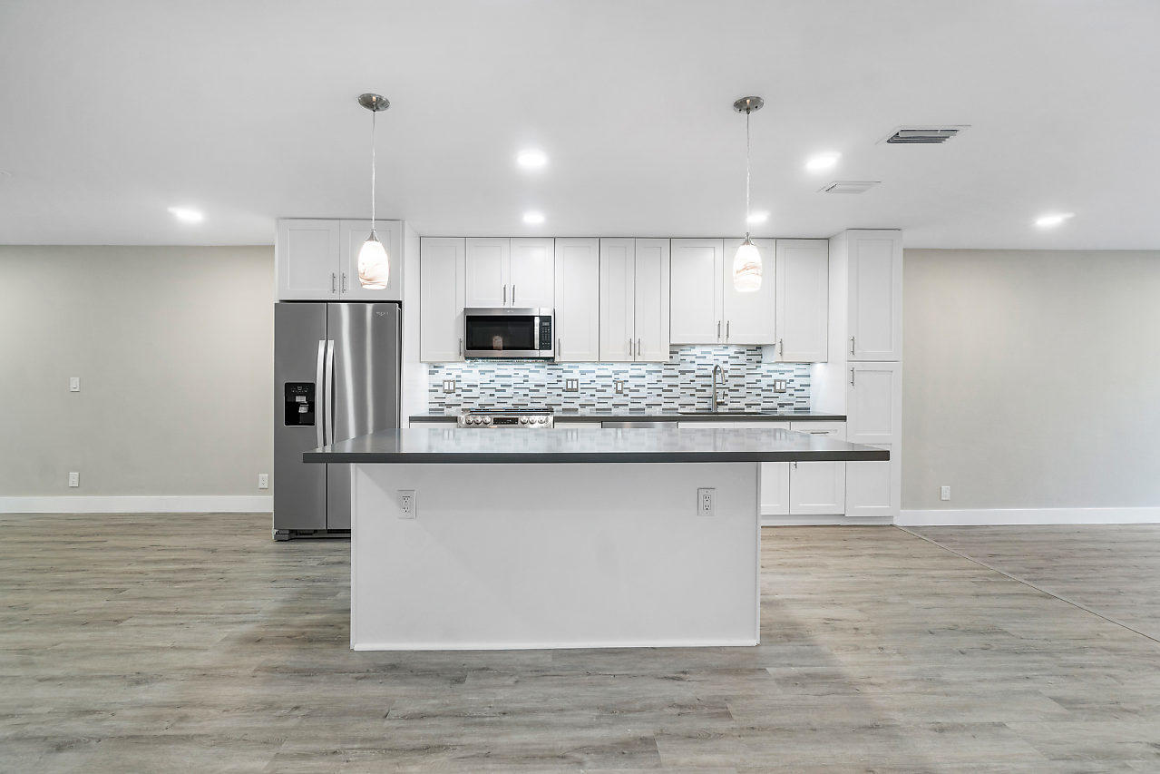 709 St Albans Drive Boca Raton, FL 33486 - Photo 12 of 32 011-709SaintAlbansDr-BocaRaton-FL-small