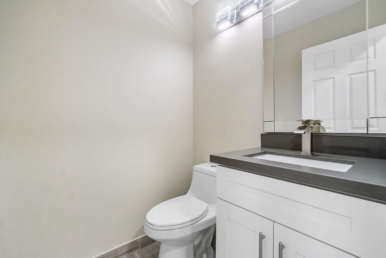 709 St Albans Drive Boca Raton, FL 33486 - Photo 7 of 32 006-709SaintAlbansDr-BocaRaton-FL-small