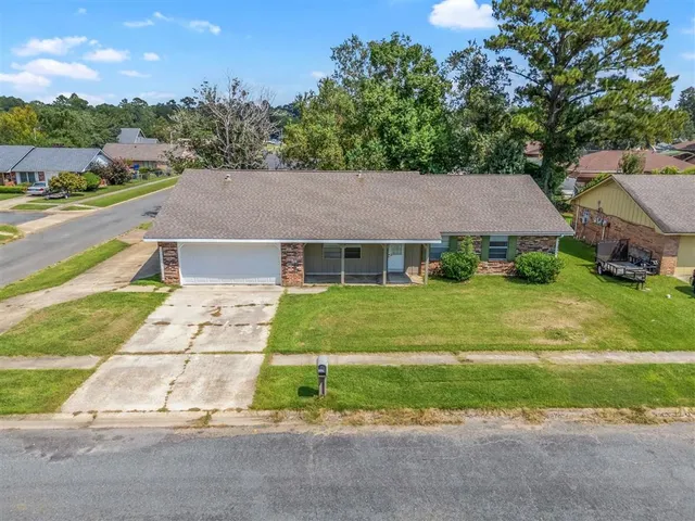 $179,000 | 2108 Pear Street, DeRidder, LA 70634
