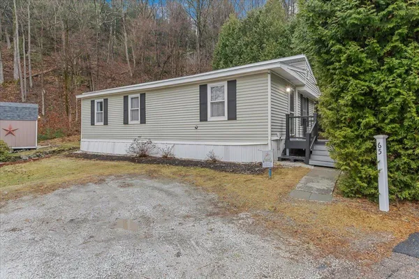 $94,500 | 65 Hemlock Road, St. George, VT 05495