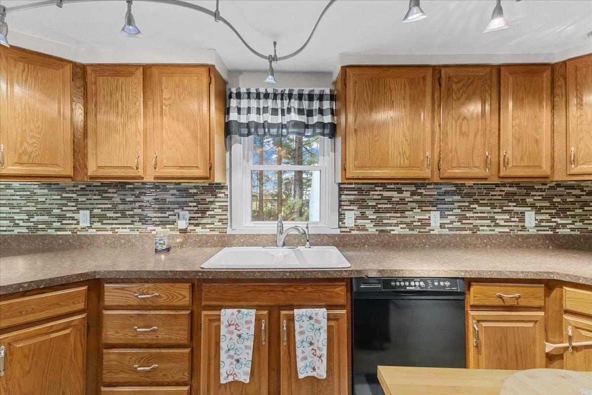 65 Hemlock Road St. George, VT 05495 - Photo 19 of 32