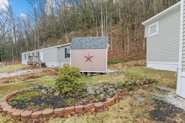 $94,500 | 65 Hemlock Road, St. George, VT 05495
