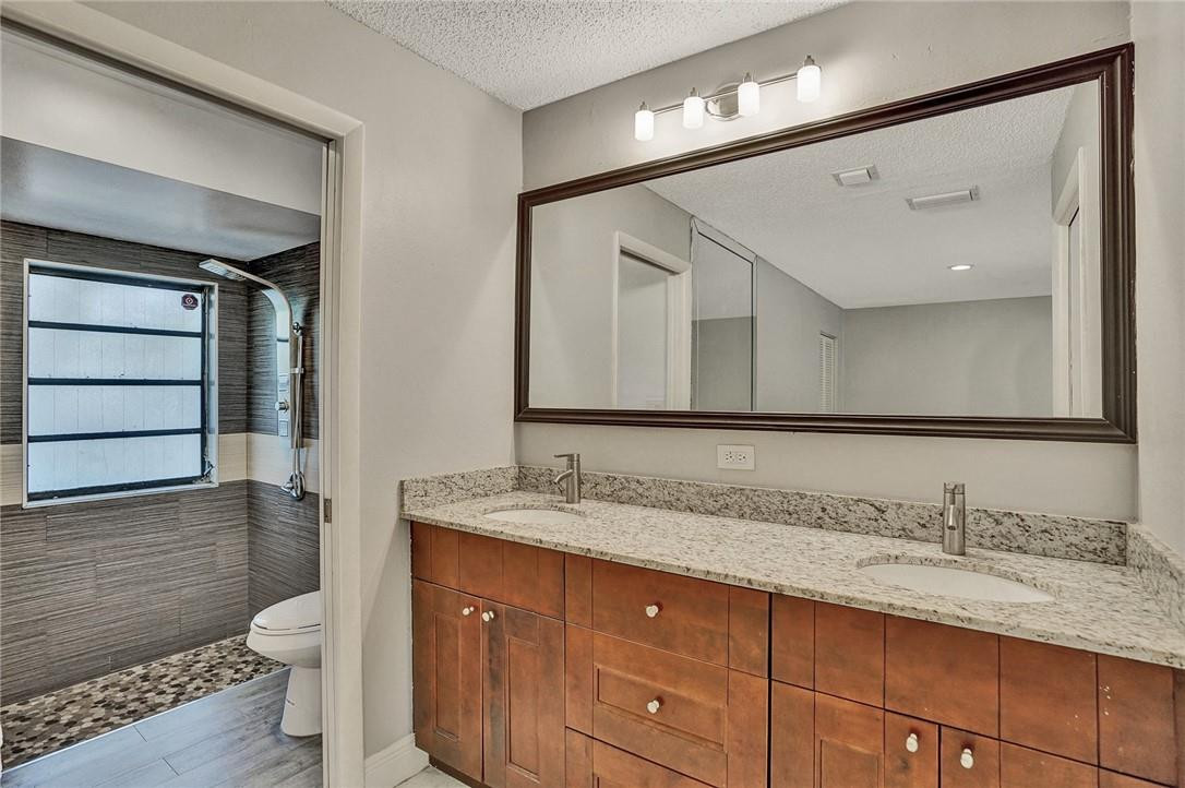 137 Greens Road Hollywood, FL 33021 - Photo 12 of 28 Double sinks....master bedroom...