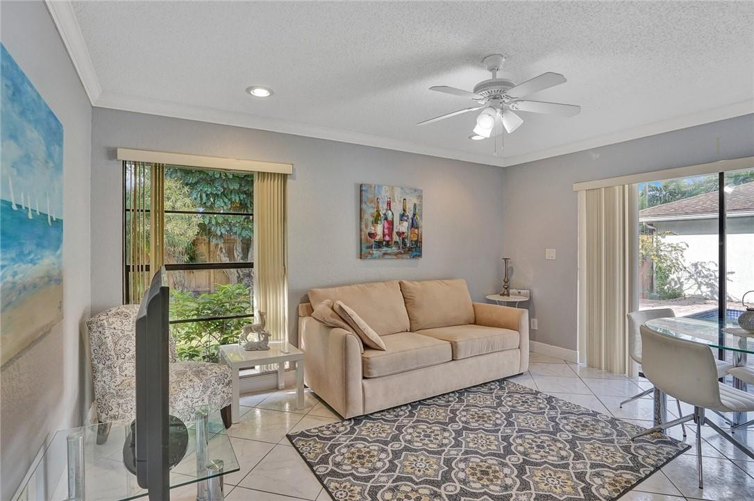 137 Greens Road Hollywood, FL 33021 - Photo 8 of 28 Photo 8