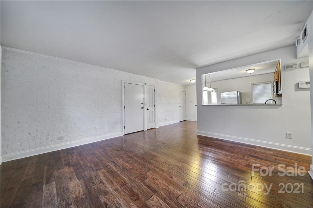 4911 Park Road, Unit B Charlotte, NC 28209 - Photo 8 of 29 Gallery Image 8