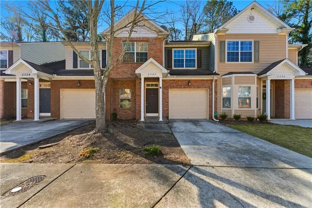 $1,900 | 2522 Laurel Circle Northwest, Atlanta, GA 30311