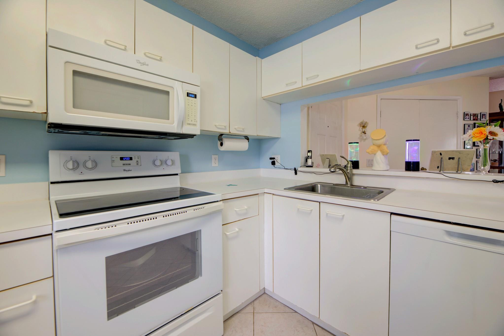 11632 Southwest 19th Street Miramar, FL 33025 - Photo 14 of 32 Photo 14