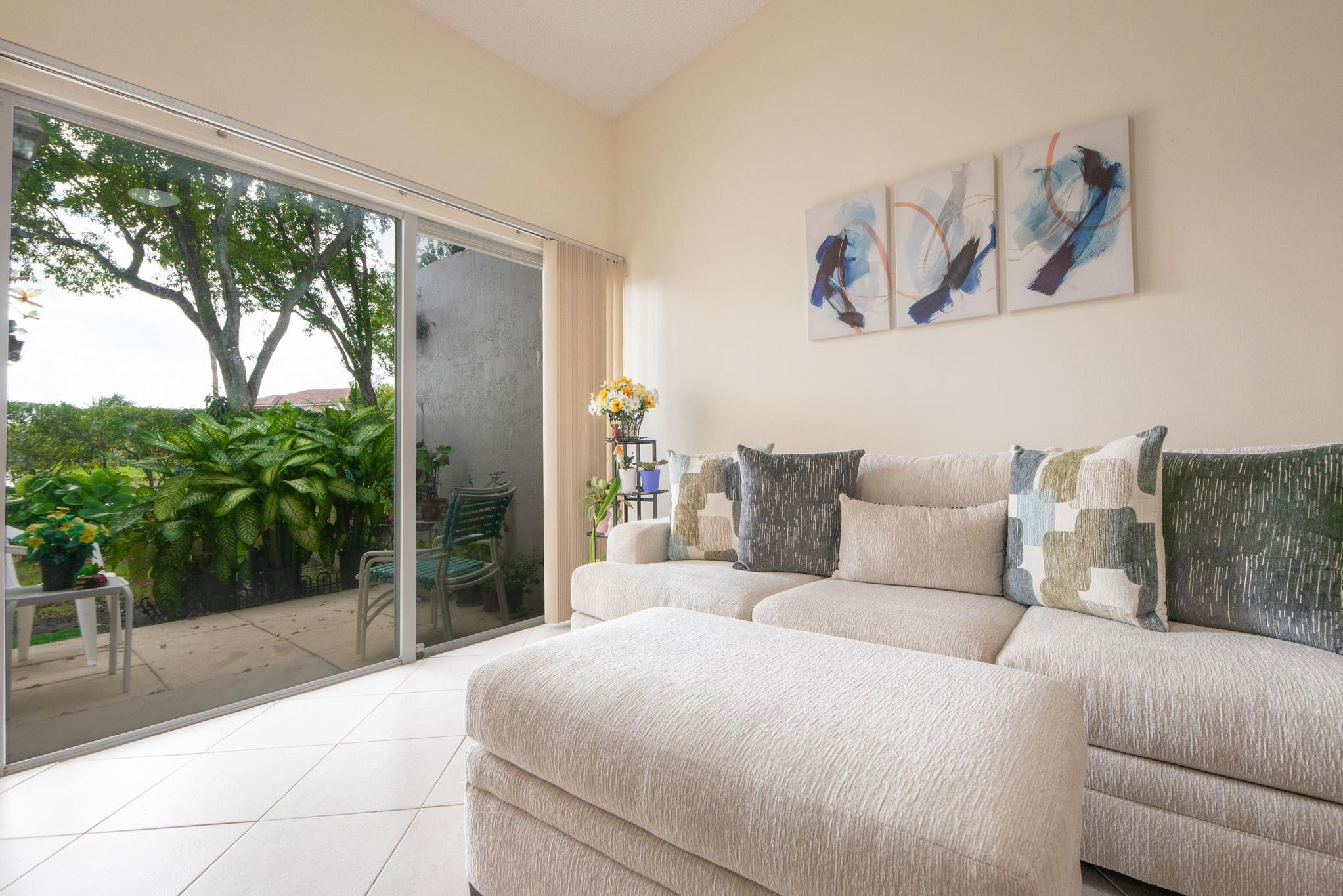 11632 Southwest 19th Street Miramar, FL 33025 - Photo 8 of 32 Photo 8