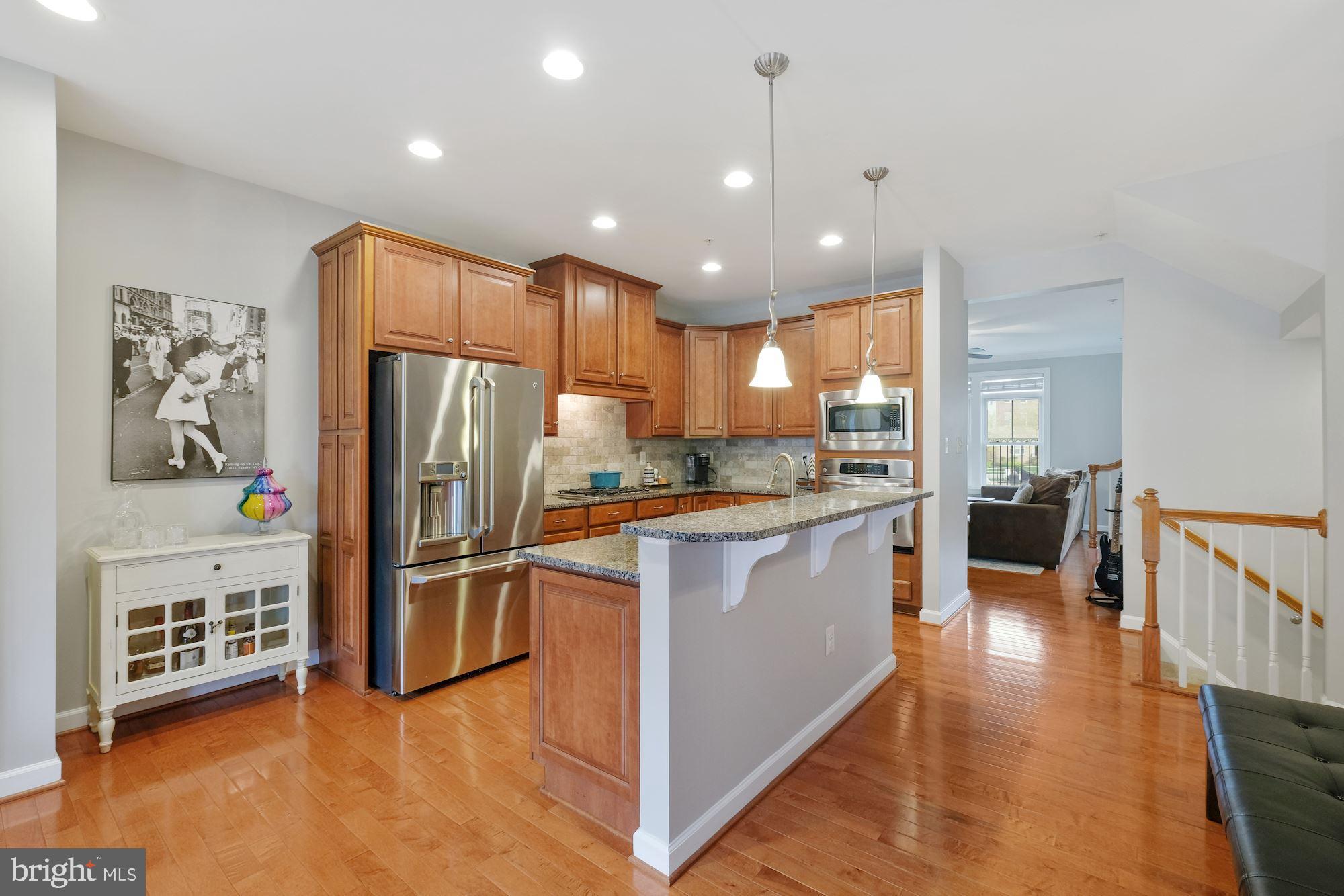 534 Rudbeckia Place Gaithersburg, MD 20878 - Photo 4 of 34 Main Level - Kitchen