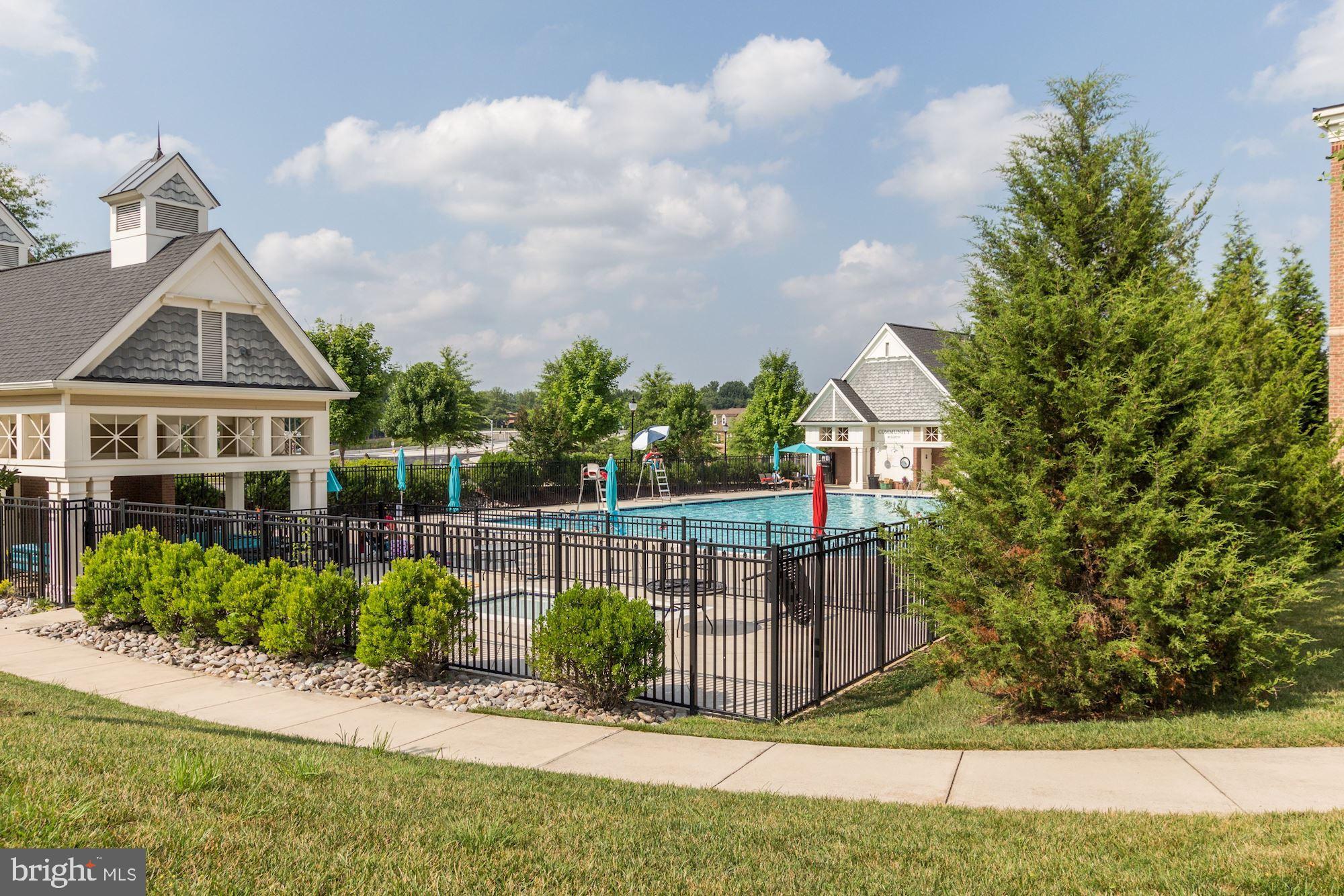 534 Rudbeckia Place Gaithersburg, MD 20878 - Photo 30 of 34 Parklands Pool