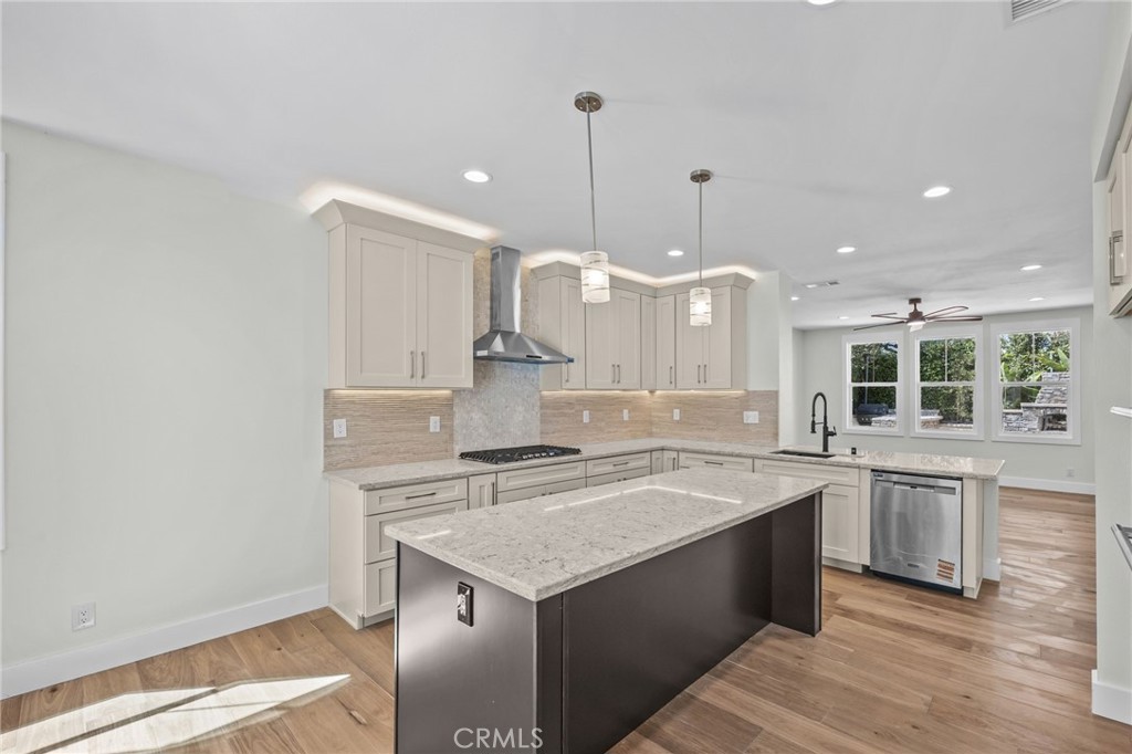 11 Patina Lane Ladera Ranch, CA 92694 - Photo 4 of 39