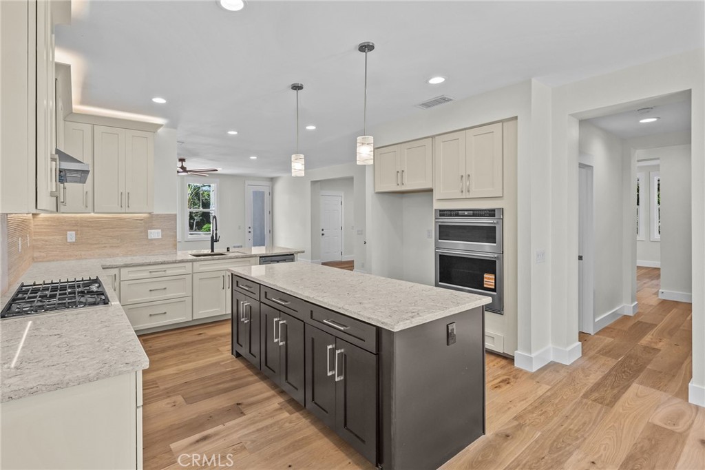 11 Patina Lane Ladera Ranch, CA 92694 - Photo 7 of 39