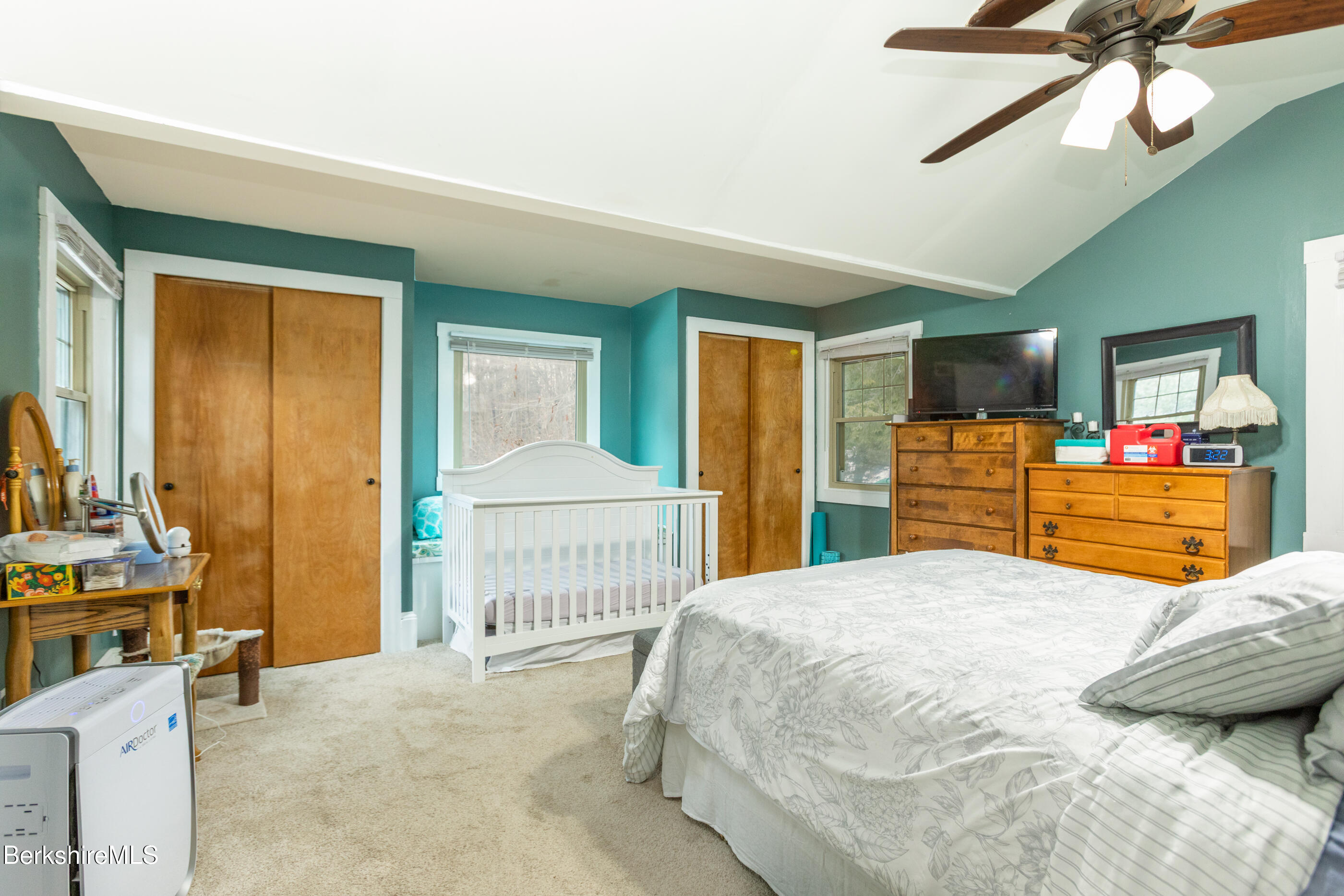 353 Cheshire Road Pittsfield, MA 01201 - Photo 13 of 24 image-7