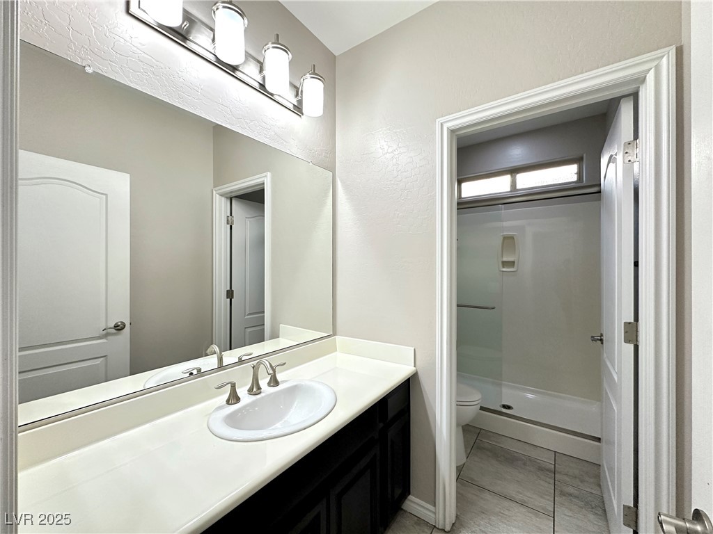 856 Via Serenelia Henderson, NV 89011 - Photo 12 of 33