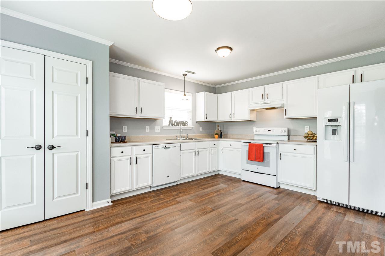 4142 Springfield Creek Drive Raleigh, NC 27616 - Photo 12 of 25 Gallery Image 12