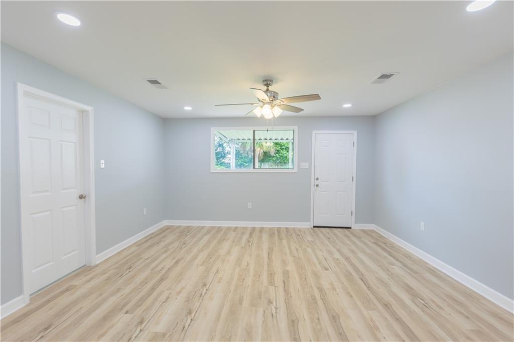 211 9th Street Gretna, LA 70053 - Photo 5 of 18