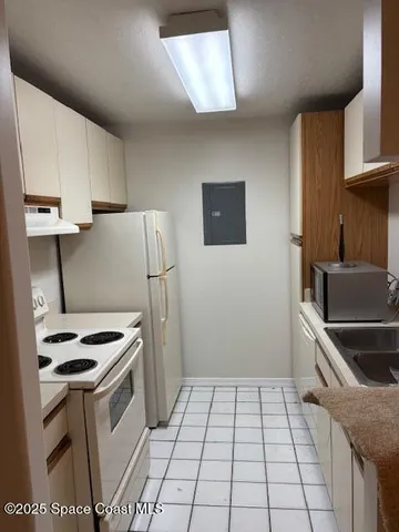 $1,495 | 7667 North Wickham Road, Unit 720, Melbourne, FL 32940