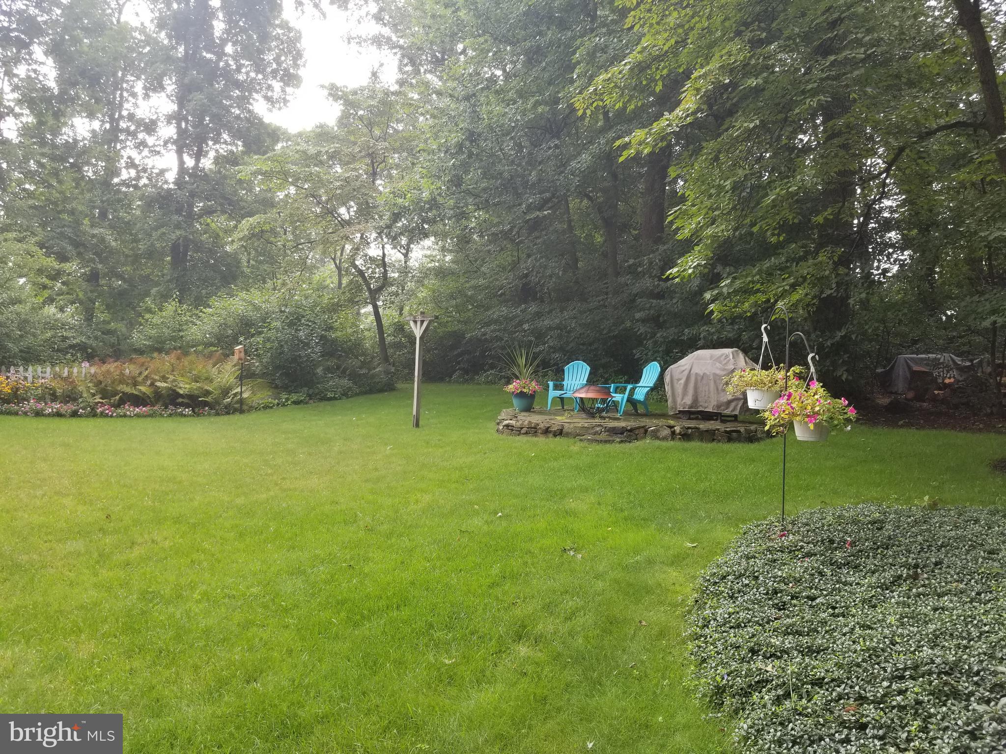1030 Epler Road Middletown, PA 17057 - Photo 31 of 37 Property in the Summer