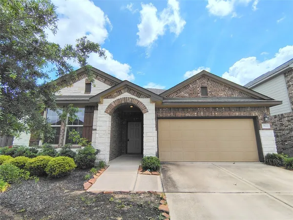 $2,200 | 9822 Willow Crown Lane, Richmond, TX 77406