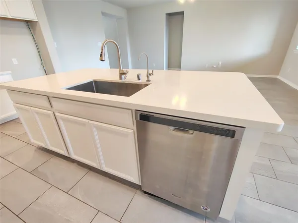 $2,200 | 9822 Willow Crown Lane, Richmond, TX 77406