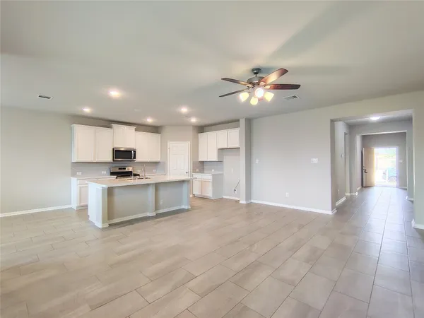 $2,200 | 9822 Willow Crown Lane, Richmond, TX 77406