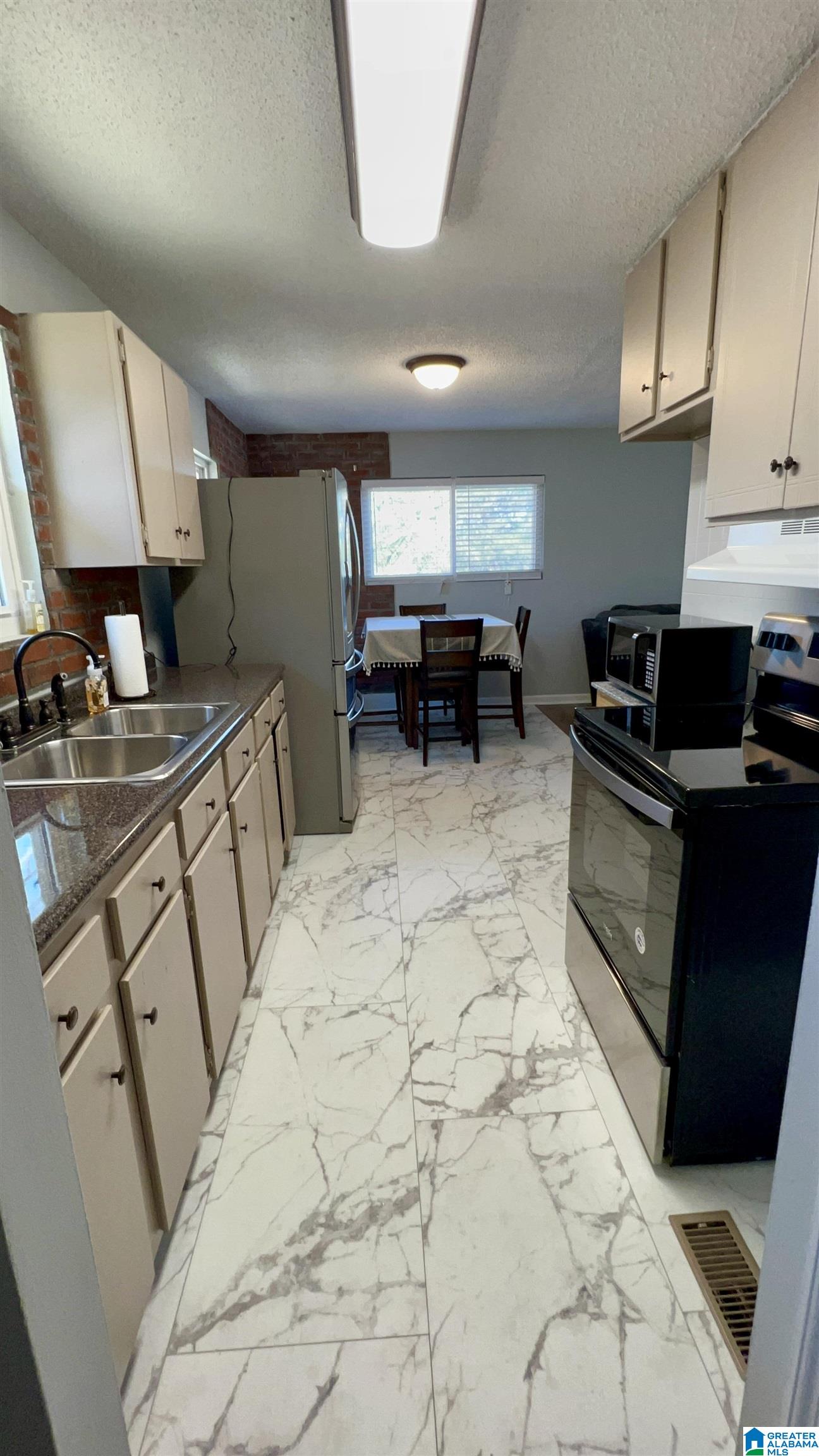 214 Strother Street Montevallo, AL 35115 - Photo 4 of 14