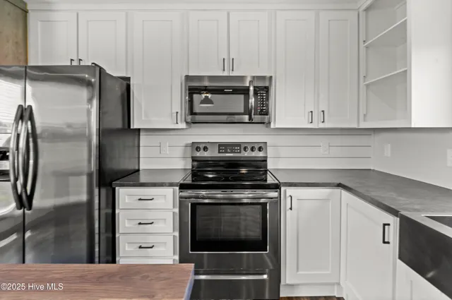 $550,000 | 4948 New Savannah Road, Unit 1, Burgaw, NC 28425