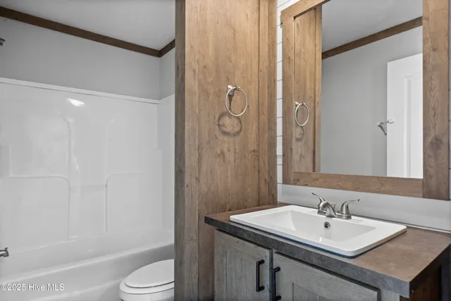 $550,000 | 4948 New Savannah Road, Unit 1, Burgaw, NC 28425